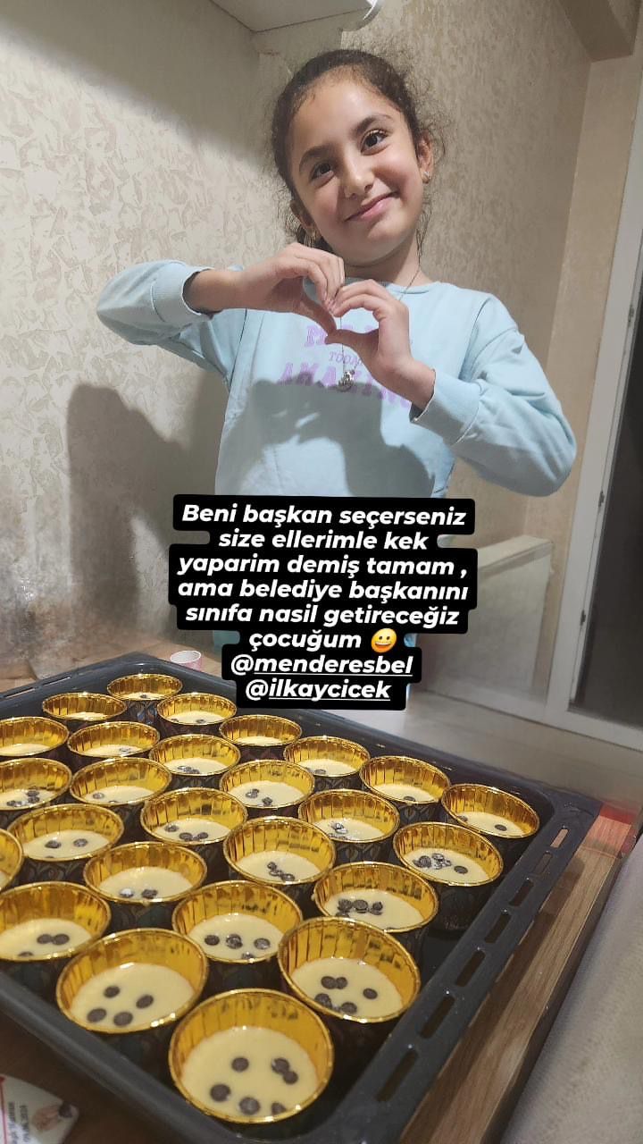 Menderes’te Bir Ilkokulda Sınıf Başkanlığı Seçimleri Unutulmaz Bir Ana Sahne Oldu. (1)