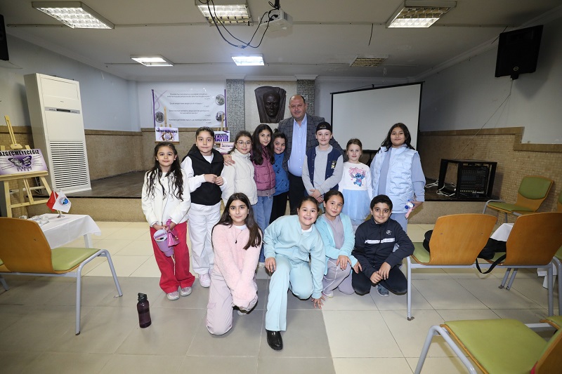 Menderes’te Kadına Şiddetle Mücadele Etkinliği! (4)