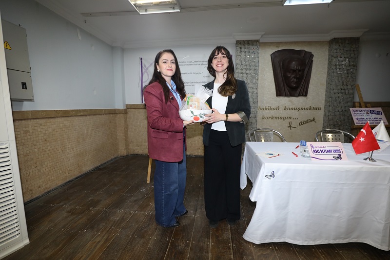 Menderes’te Kadına Şiddetle Mücadele Etkinliği! (5)