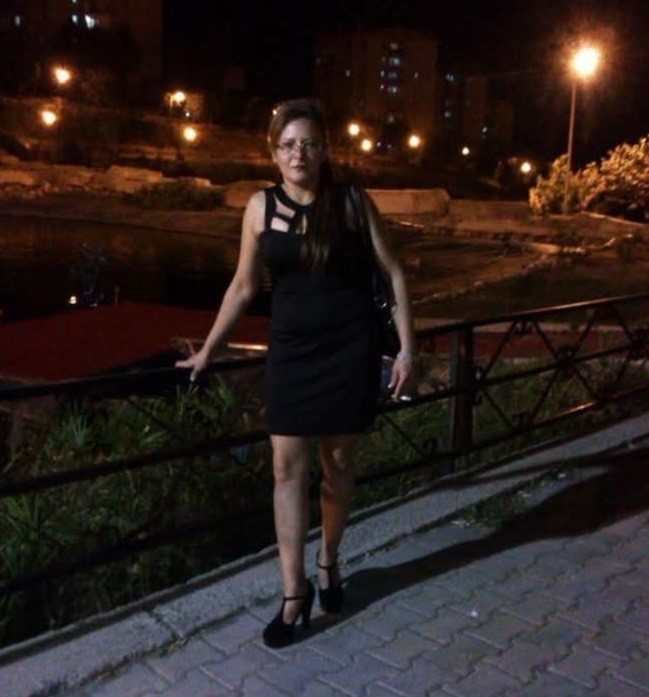 Menemen’de Korkunç Gece! Hayvansever Kadın 20 Kedisiyle Alevlerde Can Verdi (4)