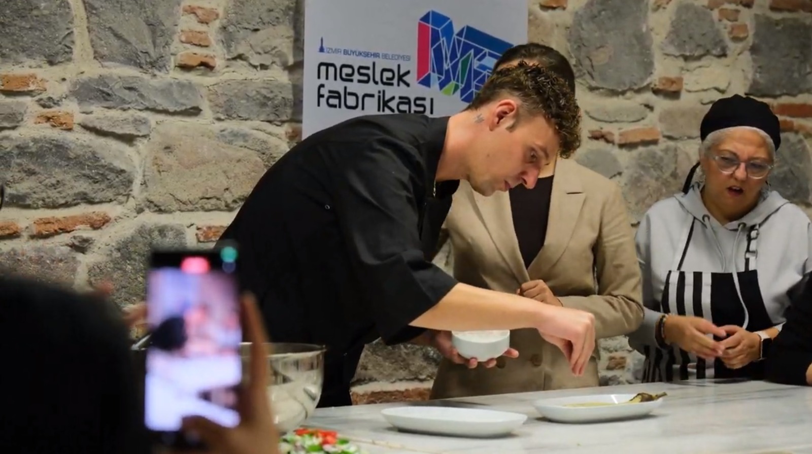 Meslek Fabrikası’nda Unutulmaz Gün Ünlü Şef Rıfat Yurttaş’tan Ege Tarifleri (5)