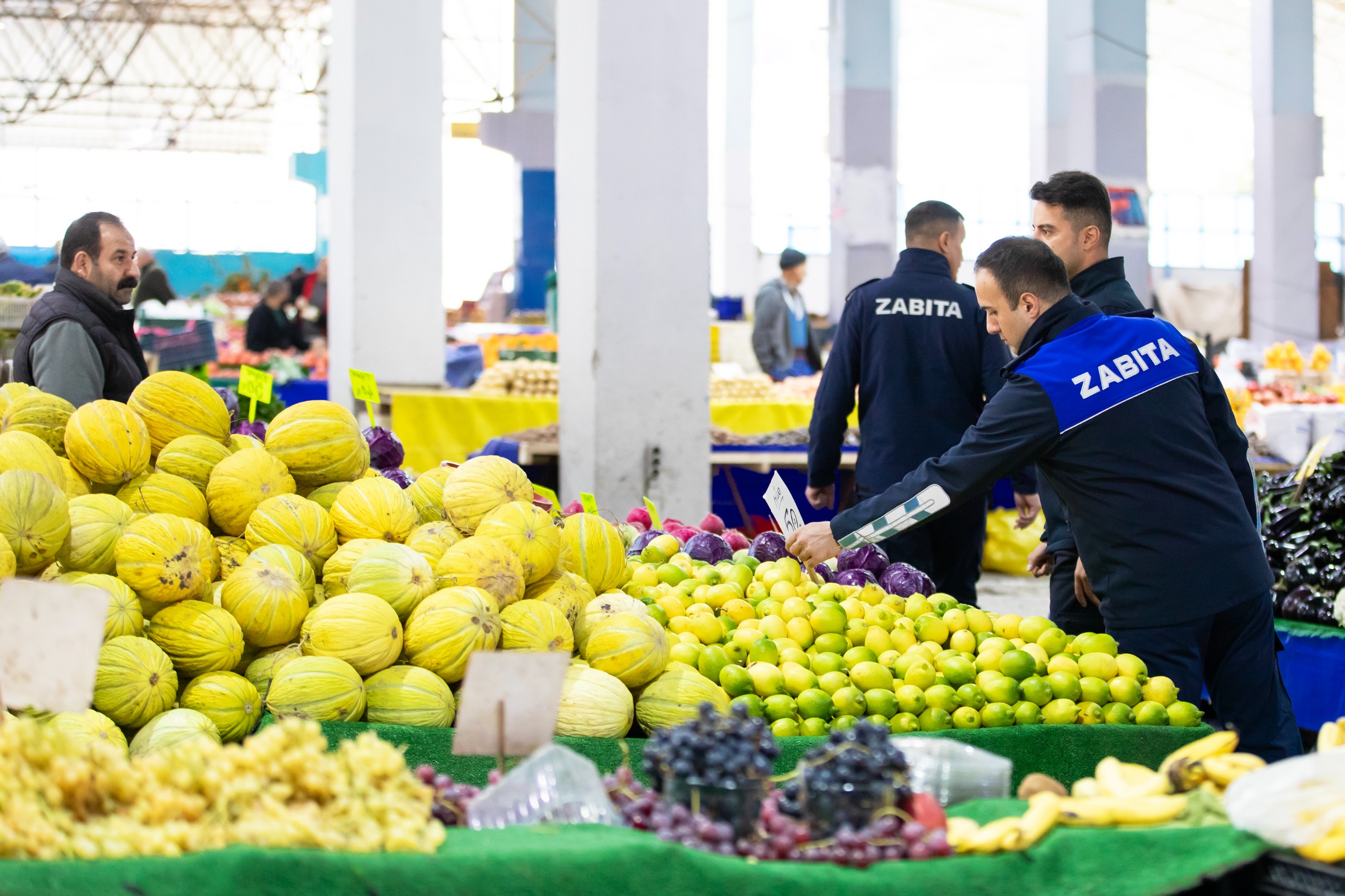 Narlıdere’de Kurallara Uymayan Esnafa Cezai Işlem! (1)