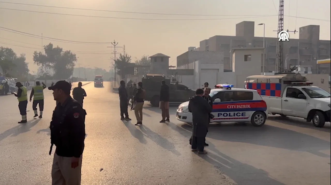 Pakistanda Jandarma Karakoluna T