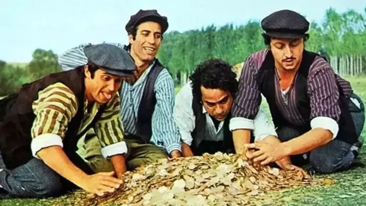 Salak Milyoner Filmi Nerede Ve Ne Zaman Çekildi Salak Milyoner Filmi Konusu Ve Oyuncu Kadrosu! (3)