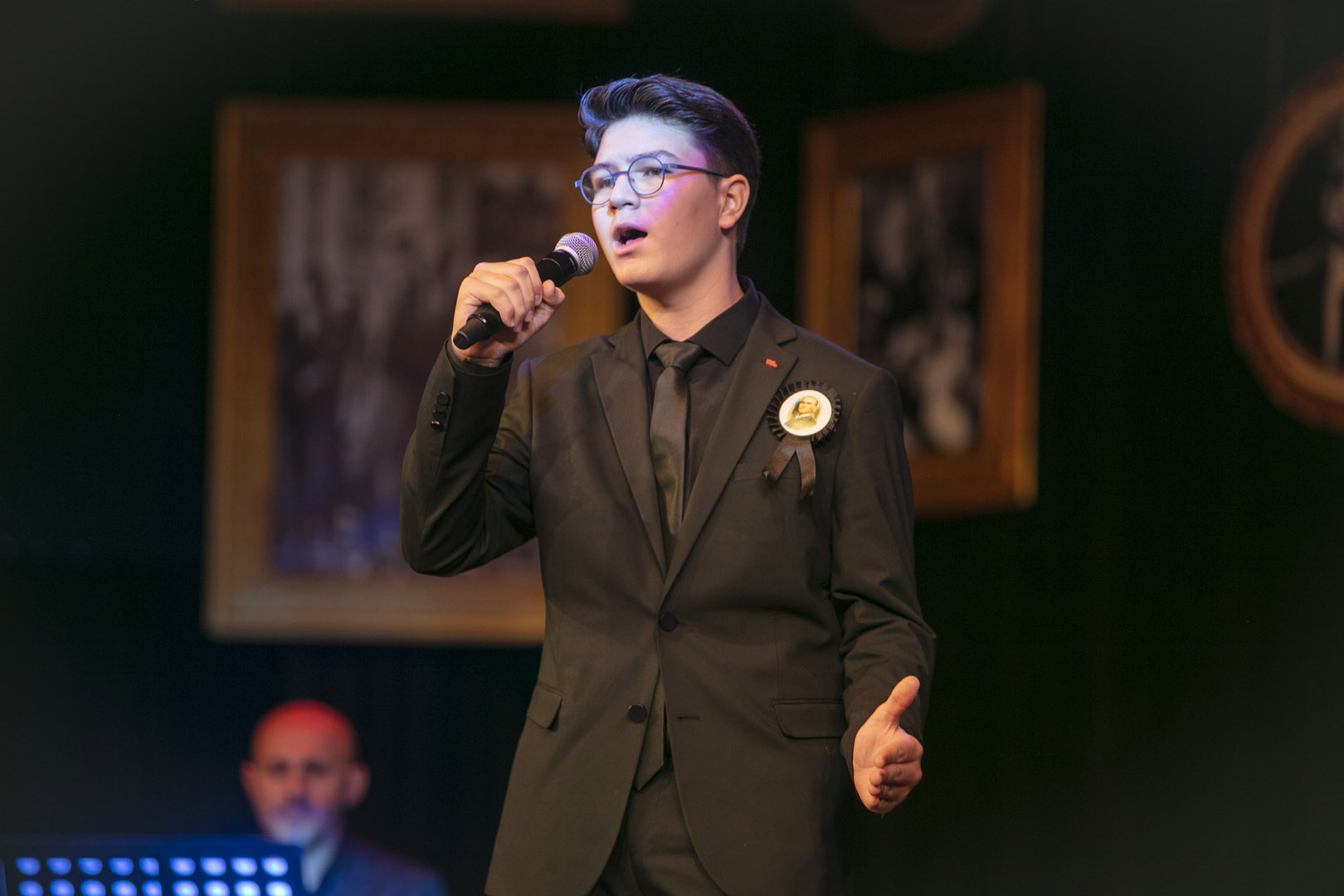 Şampiyonlar Atatürk Için Sahnedeydi (3)