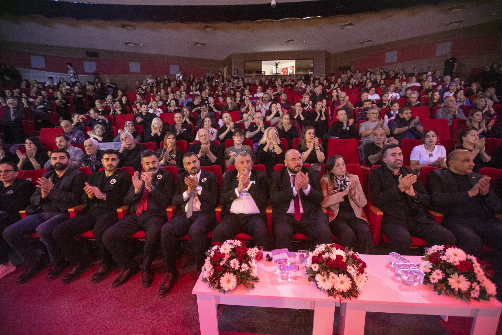 Şampiyonlar Atatürk Için Sahnedeydi (7)