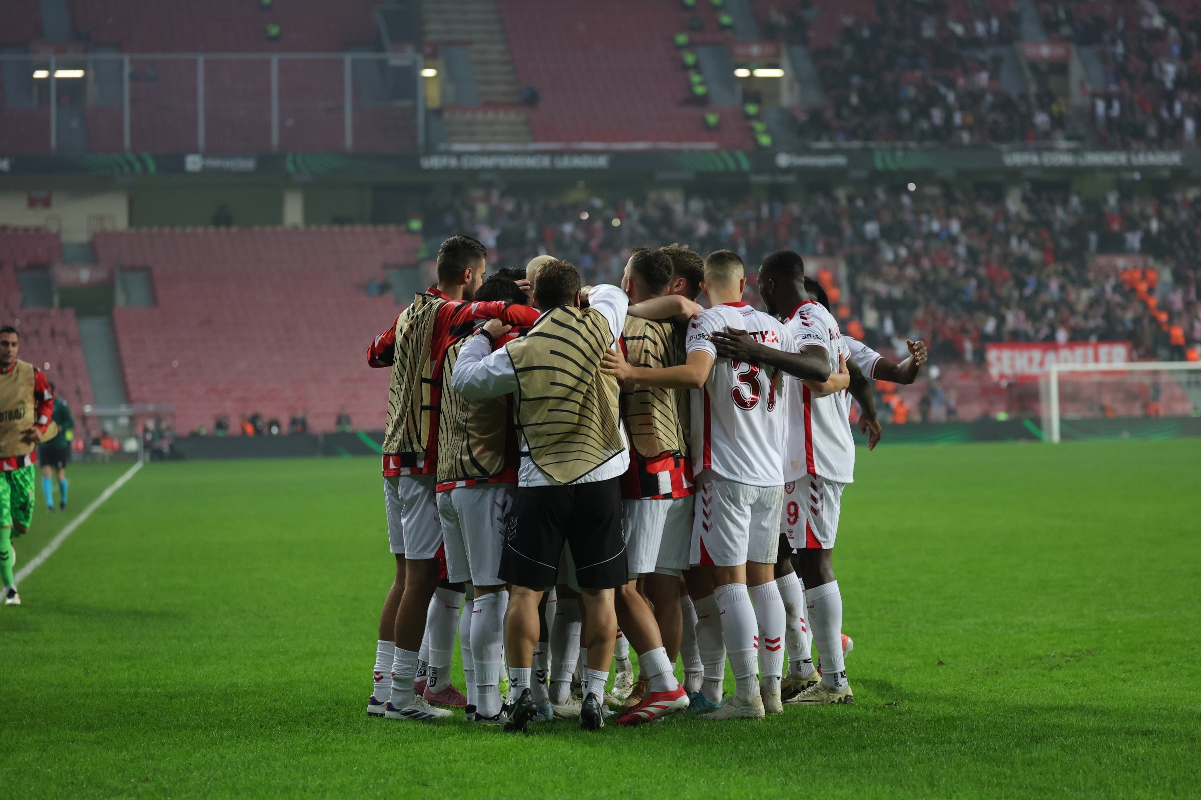 Samsunspor Avrupa’da Fırtına Gibi Esmeye Devam Ediyor! (2)