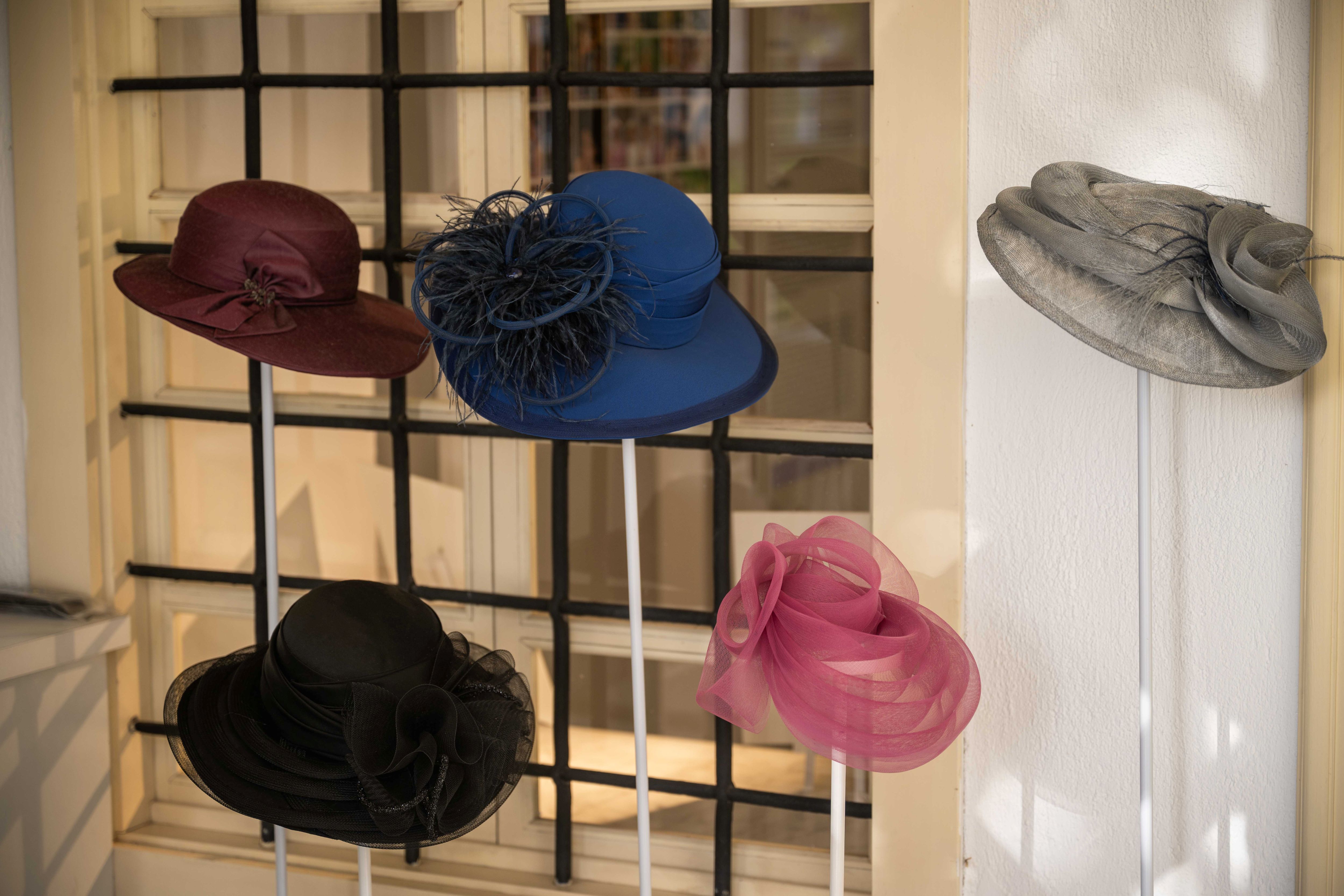 Şapka Devrimi’nin 100. Yılına Özel Sergi Bornova’da Açıldı (1)