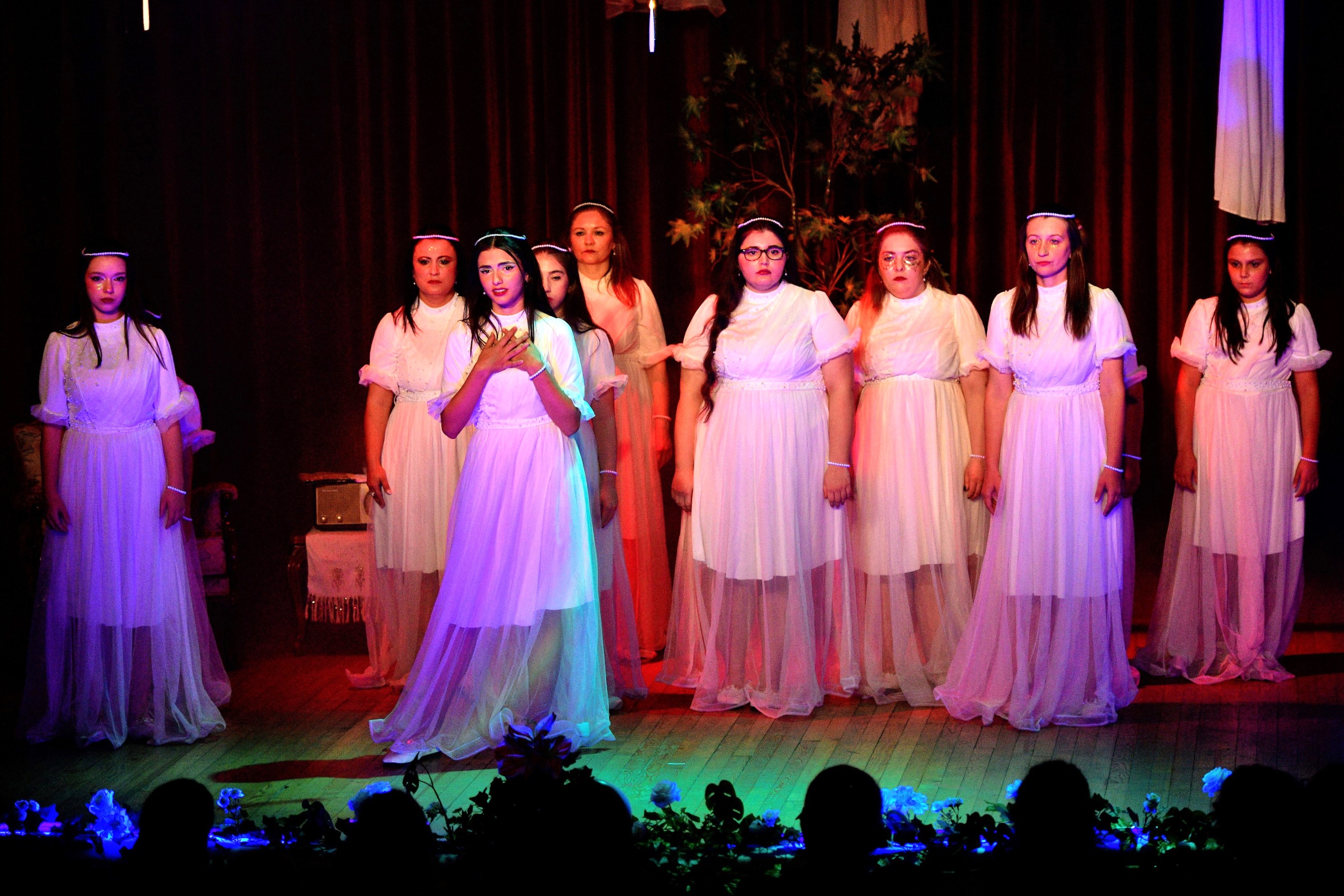 ‘Sevgi Elçileri’ Oyunu Bornova’da Ilk Kez Sahnelendi (3)