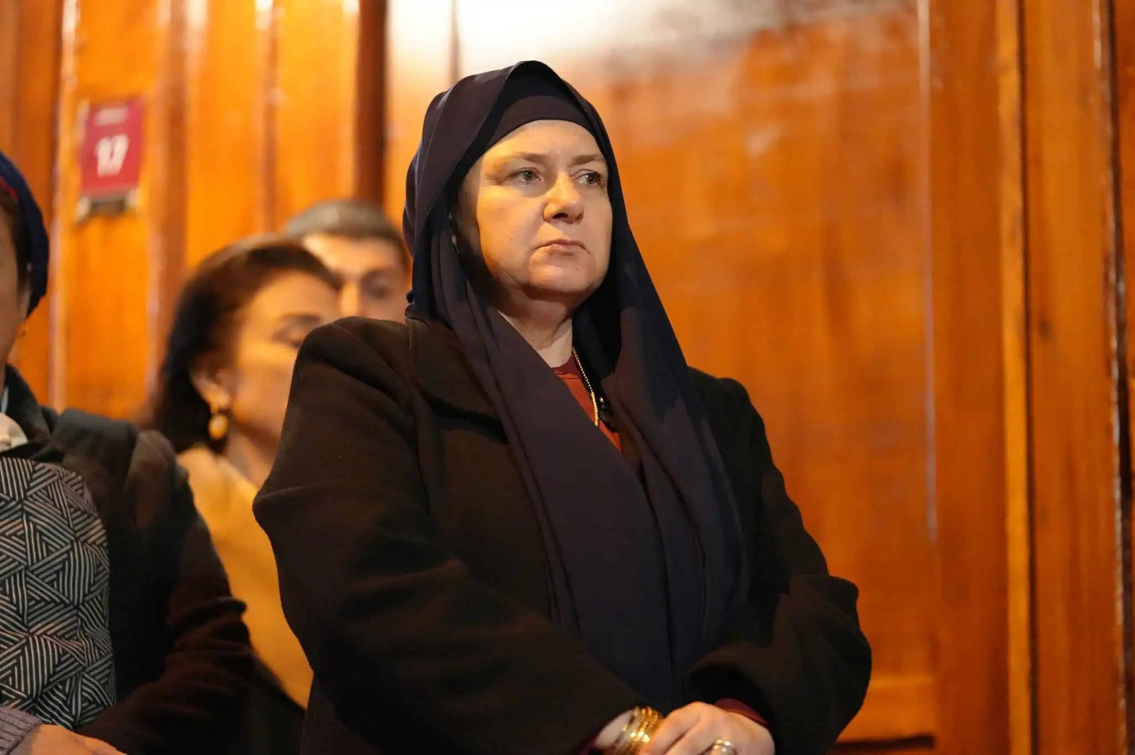 Taşacak Bu Deniz 6. Bölümde Neler Oldu Eleni'nin Annesi Kim Taşacak Bu Deniz 7. Bölüm Fragmanı Izle! (3)