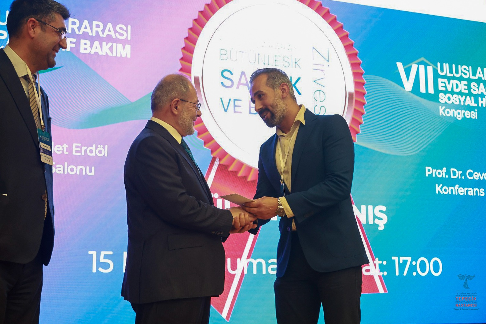 Tepecik Eah Palyatif Ekibi Uluslararası Kongrede Birinci Oldu! (2)