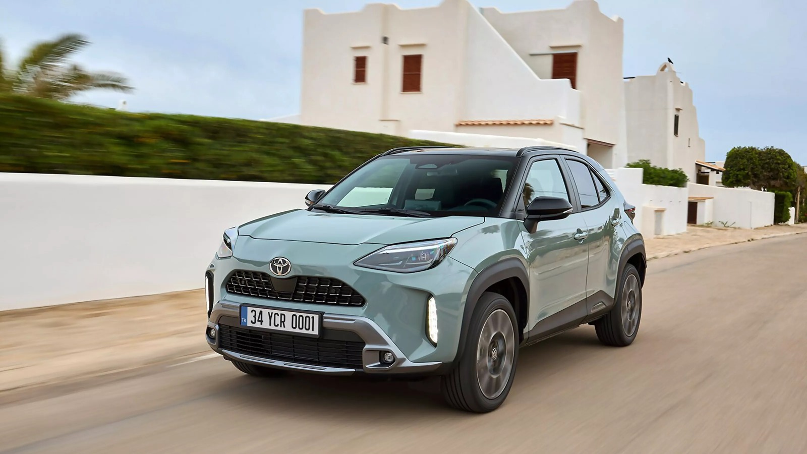 Toyota Yaris Hybrid (1.5 E Cvt)