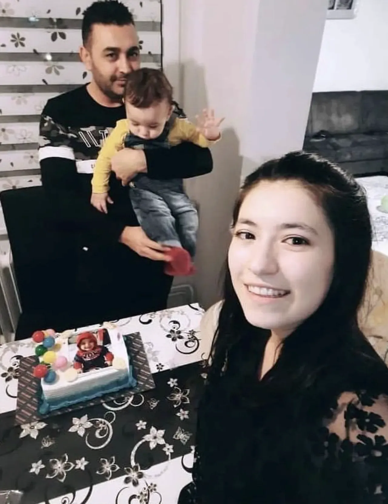 Türkiye'nin Konuştuğu Gıda Zehirlenmesi Olayı Böcek Ailesi Kimdir, Neden Öldü (1)-1