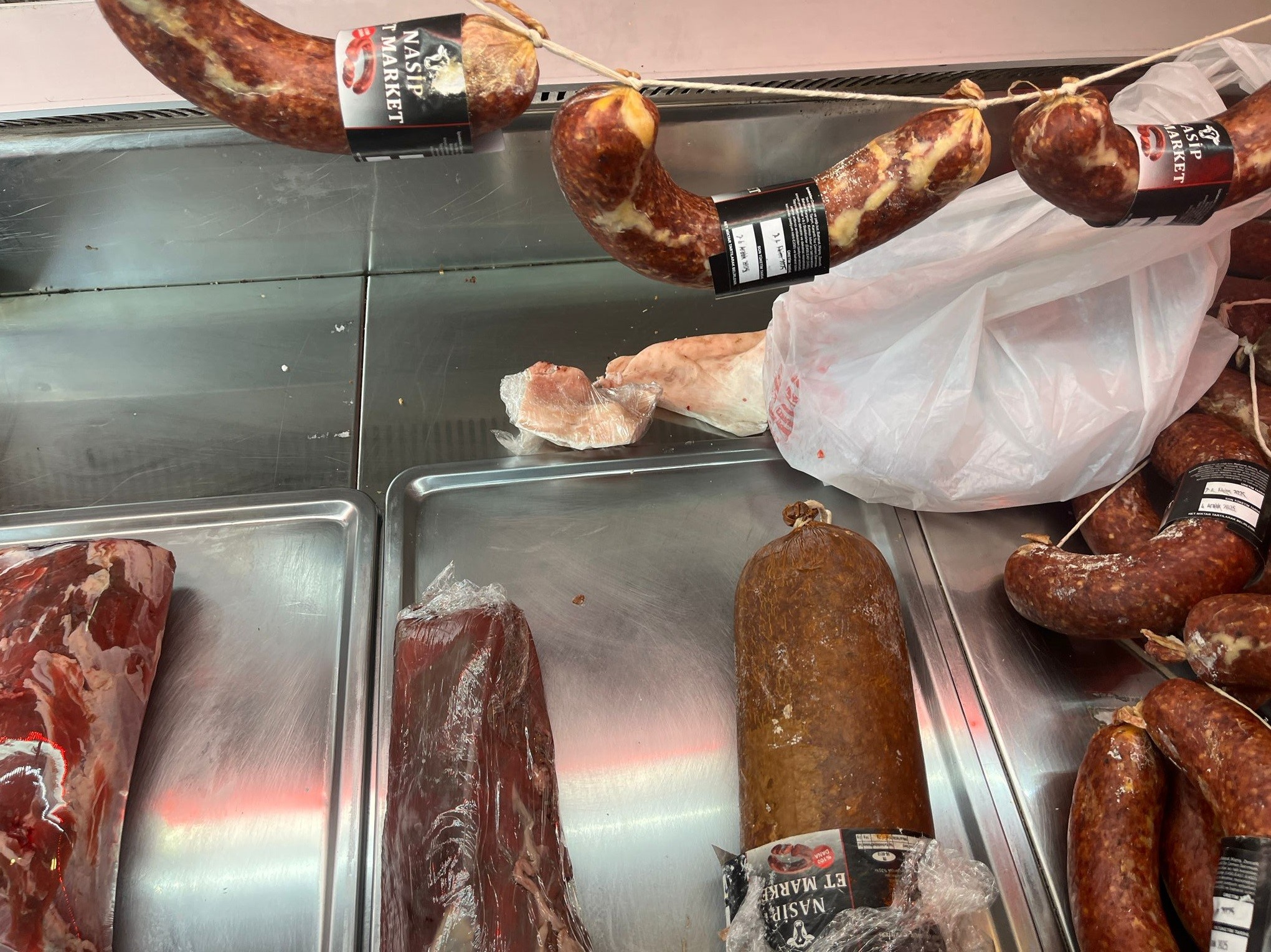 Üretim Alanındaki Şaşırtıcı Manzara, Zabıtaları Bile Şok Etti (1)