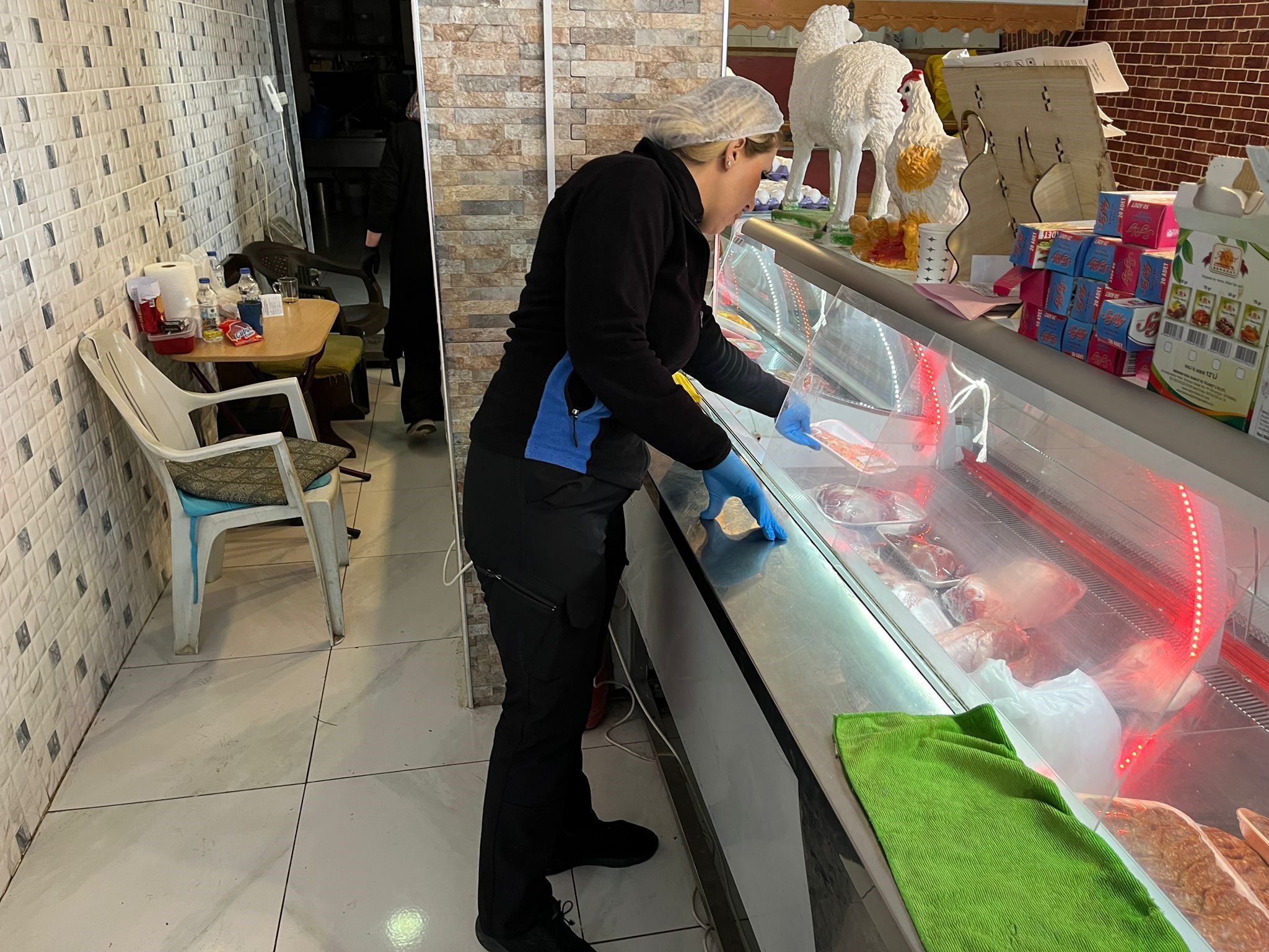 Üretim Alanındaki Şaşırtıcı Manzara, Zabıtaları Bile Şok Etti (2)