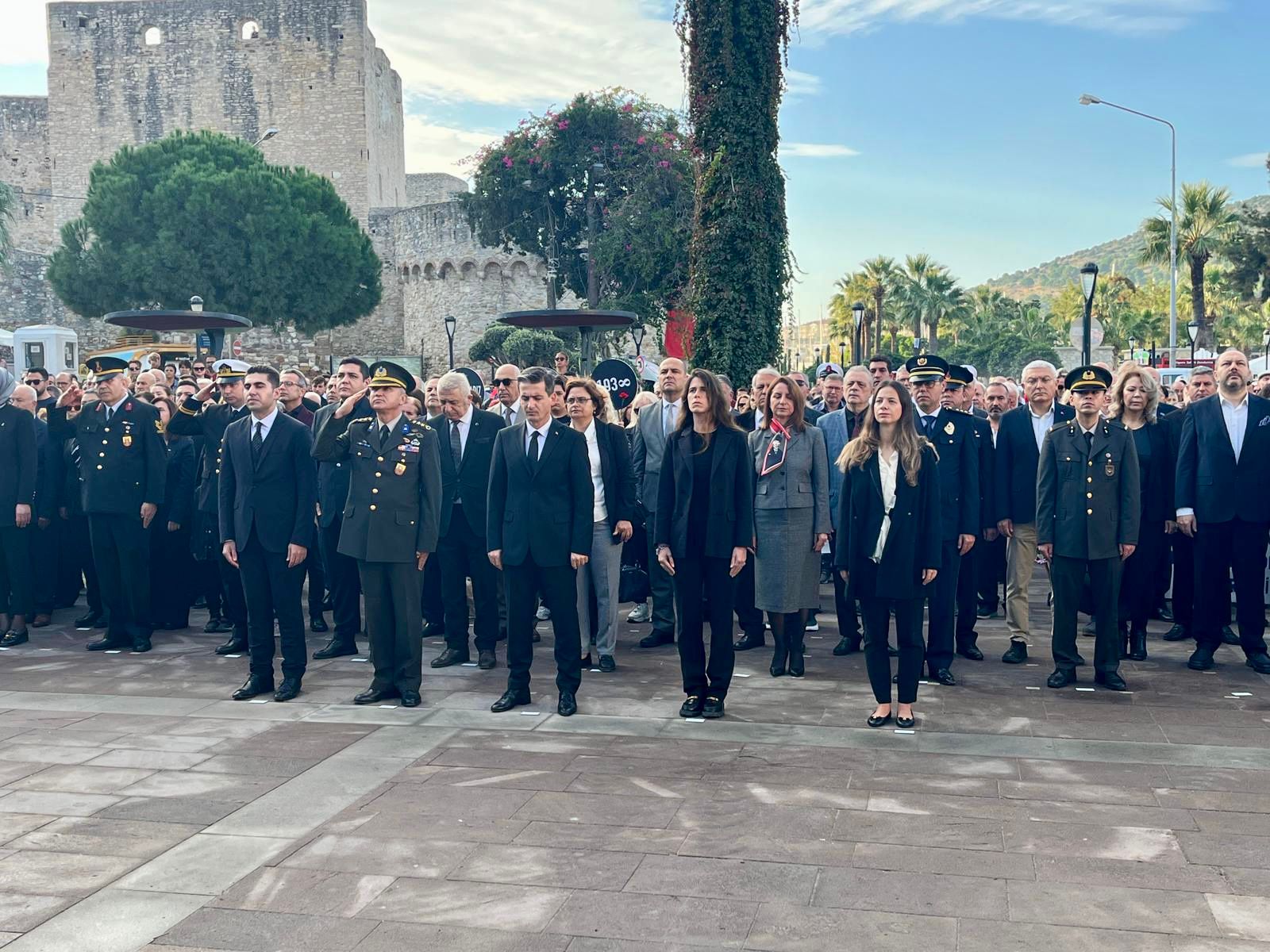 Çeşme’de 10 Kasım hüznü