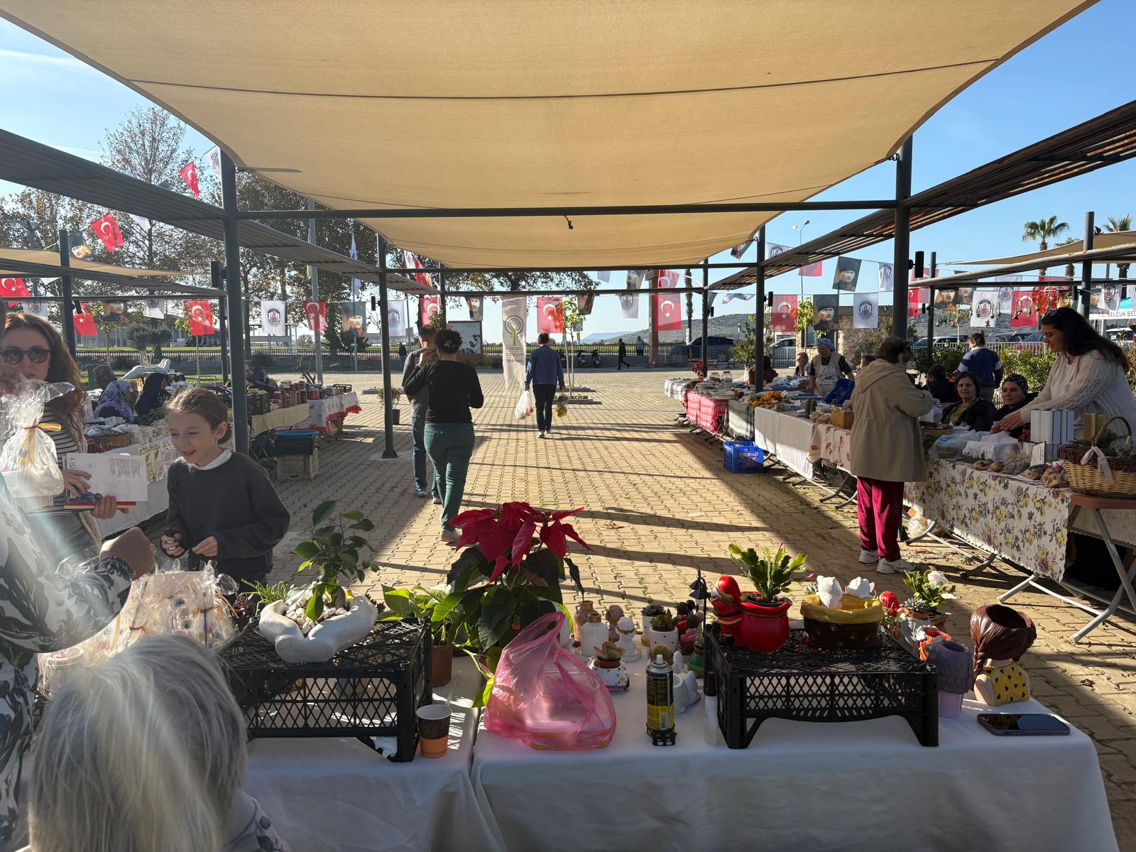 Yaşam Köyü’nde Üretici Pazarı Bu Hafta Bambaşkaydı! (3)