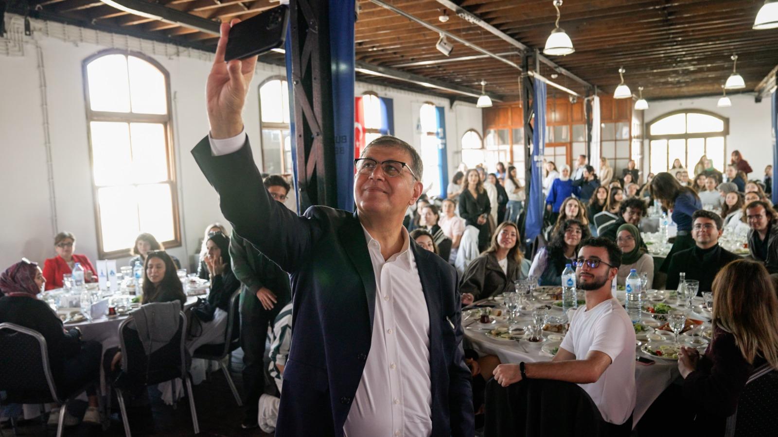 Yuvamız İzmir’den Büyük Proje! Çocuklar Üniversitelilerle Buluşuyor (7)