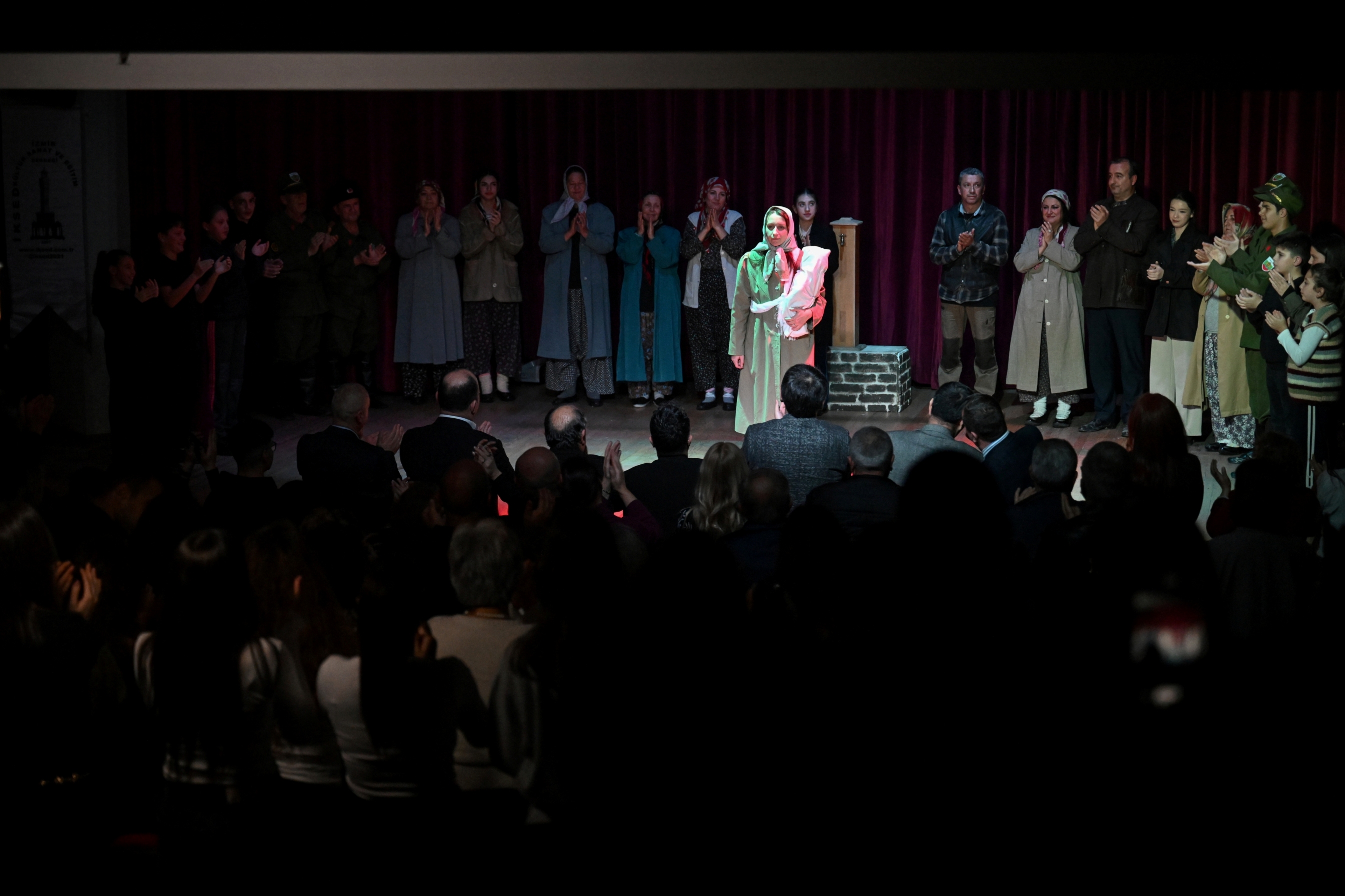 41 Yıl Sonra Sahnede Bornova’da Yankılandı (6)