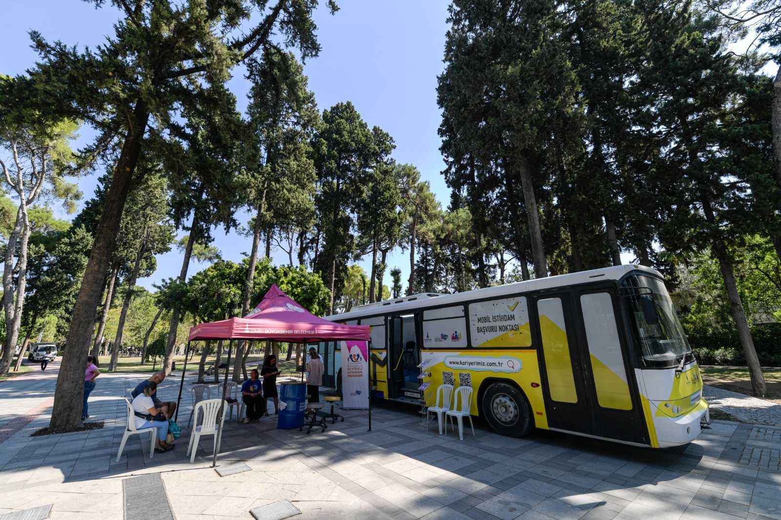 Adana’dan İzmir’e Geldi, Meslek Fabrikası Sayesinde Anında Iş Buldu! (1)