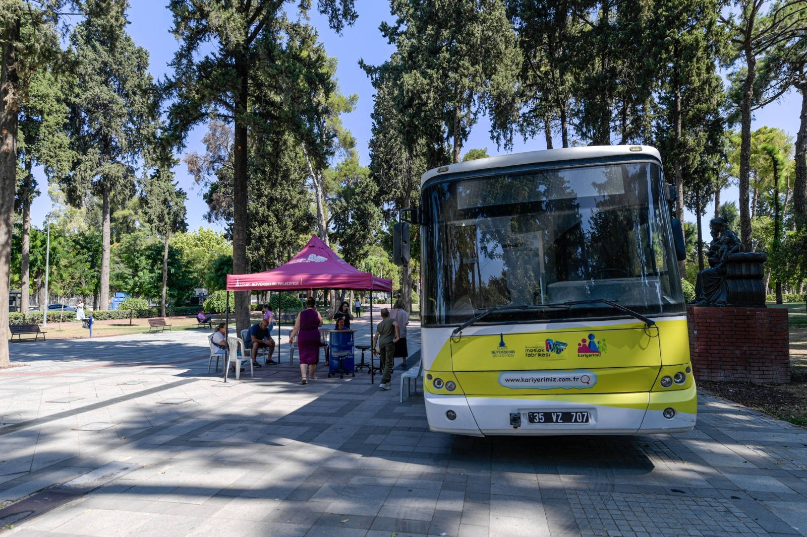 Adana’dan İzmir’e Geldi, Meslek Fabrikası Sayesinde Anında Iş Buldu! (9)