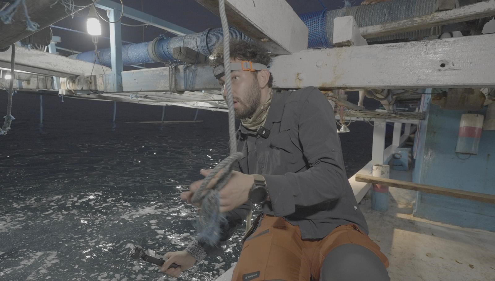 Ağlara Takıldı, Ölüme Doğru Sürükleniyordu (5)