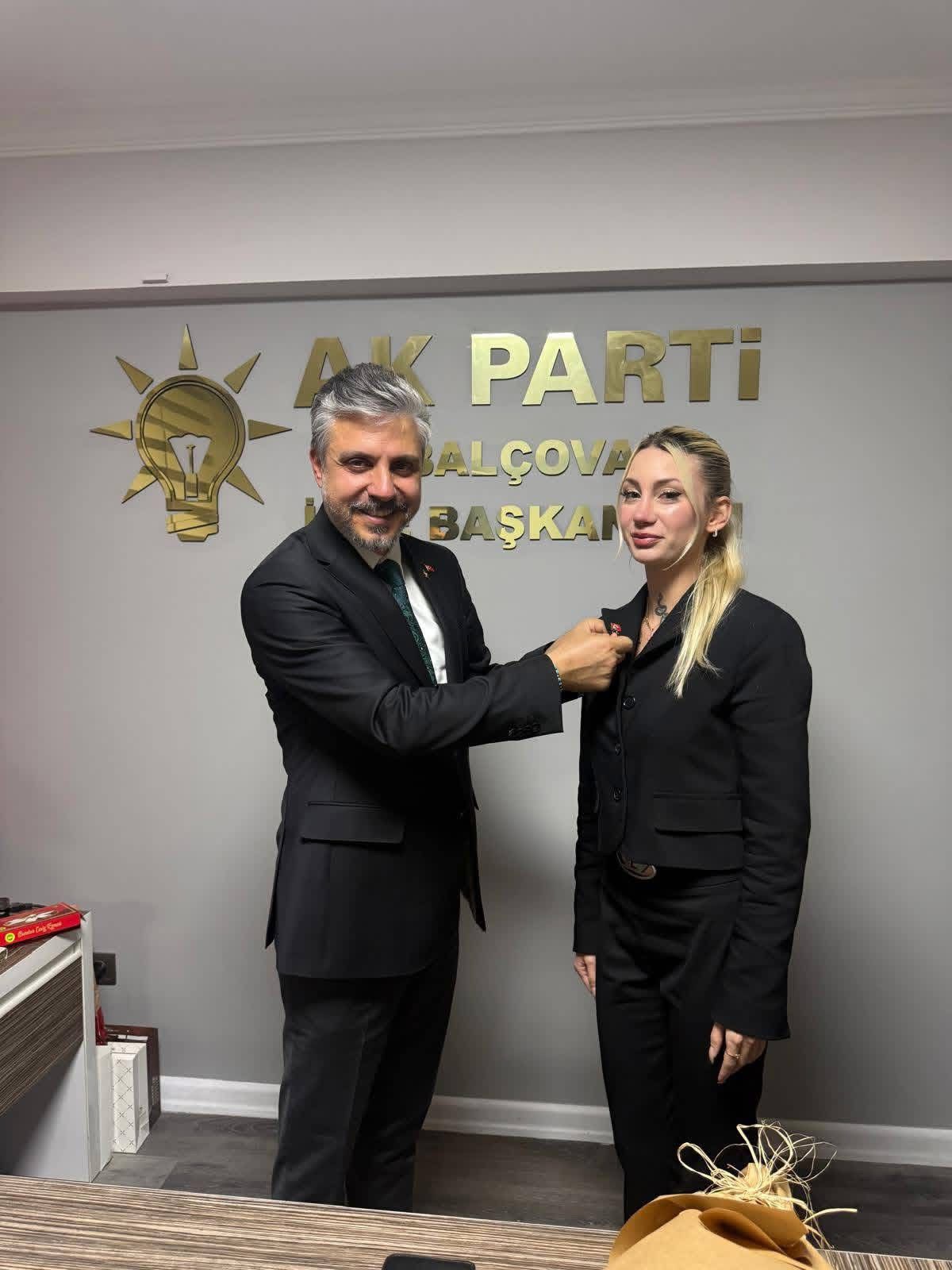 Ak Parti’den İzmir Çıkarması Hedef 40 Bin 950 Üye (3)