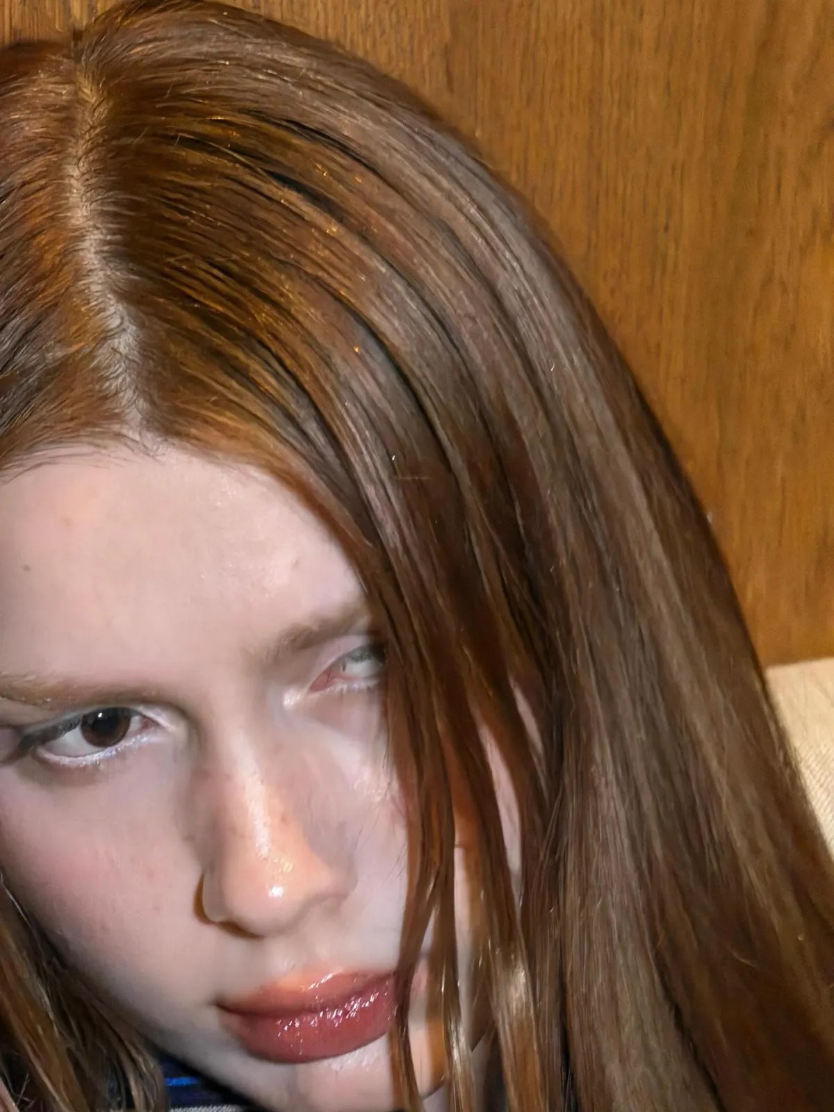 Aleyna Tilki Saçlarını Neden Kızıla Boyadı 'Bu Bir Mesajdı' Yanıtı Dikkat Çekti! (1)