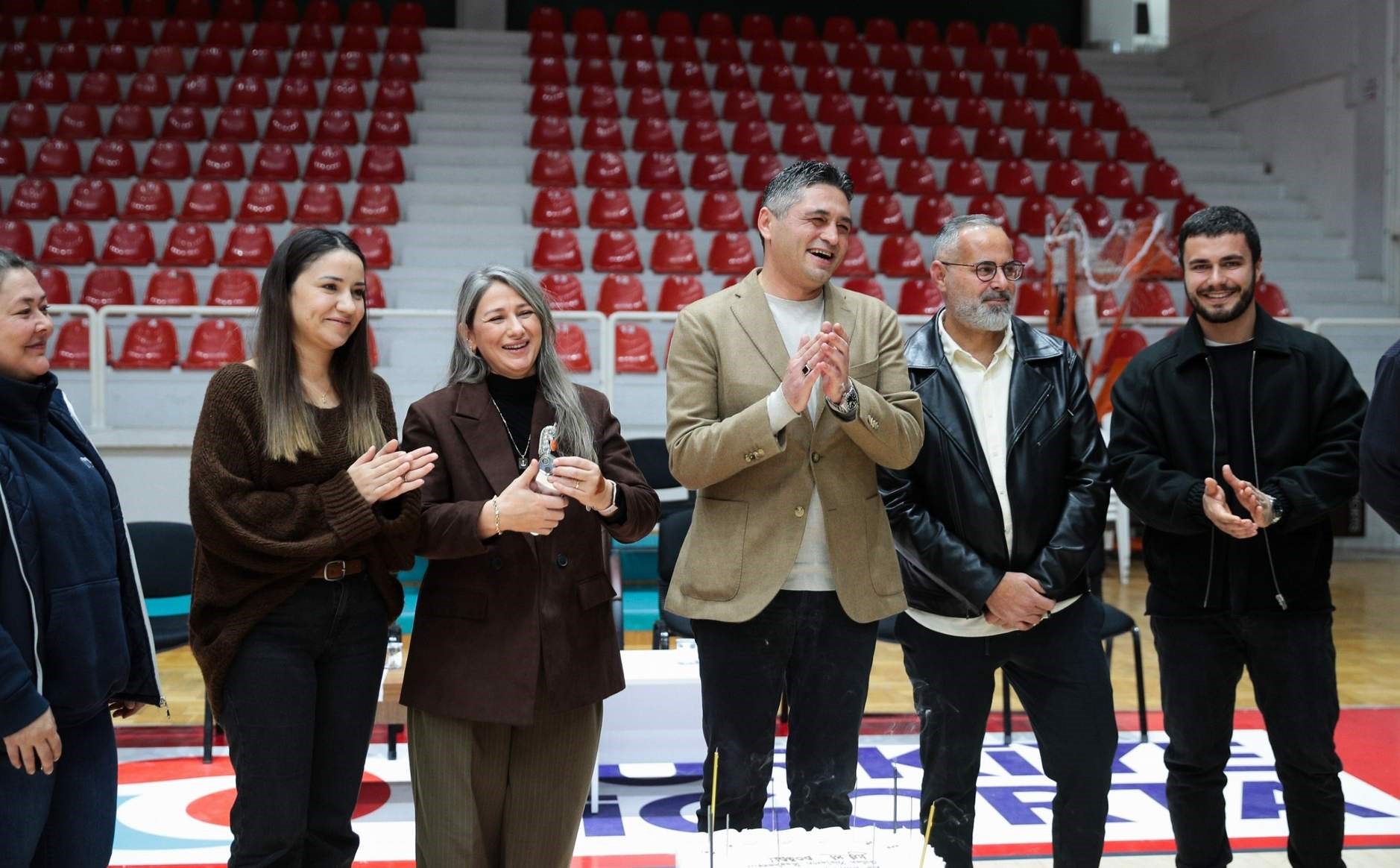 Aliağa Belediyesi’nden Başkan Acar’a Duygu Dolu Sürpriz (3)