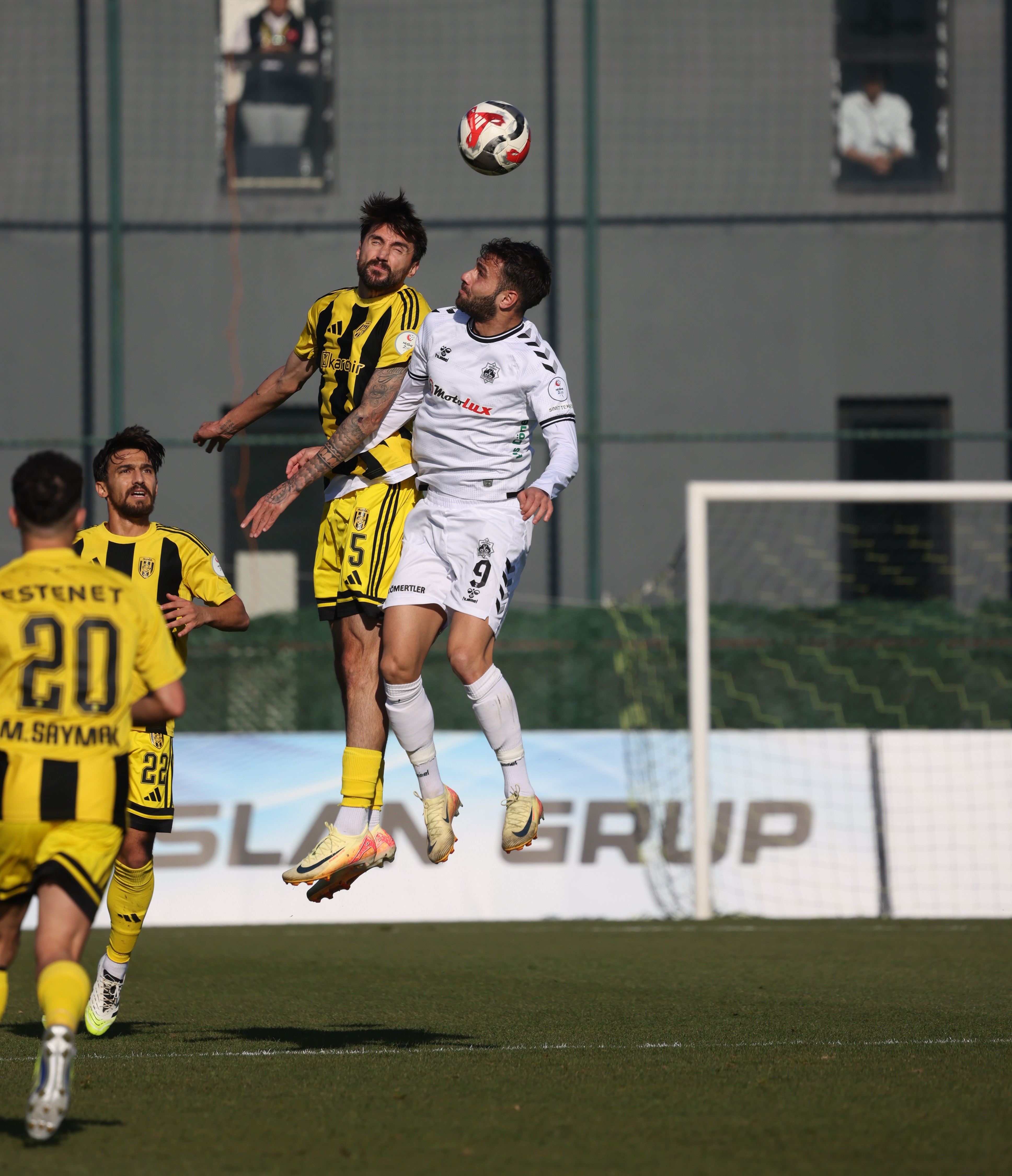 Aliağa Fk Sahasında Aksaray Ile Puanları Paylaştı (3)