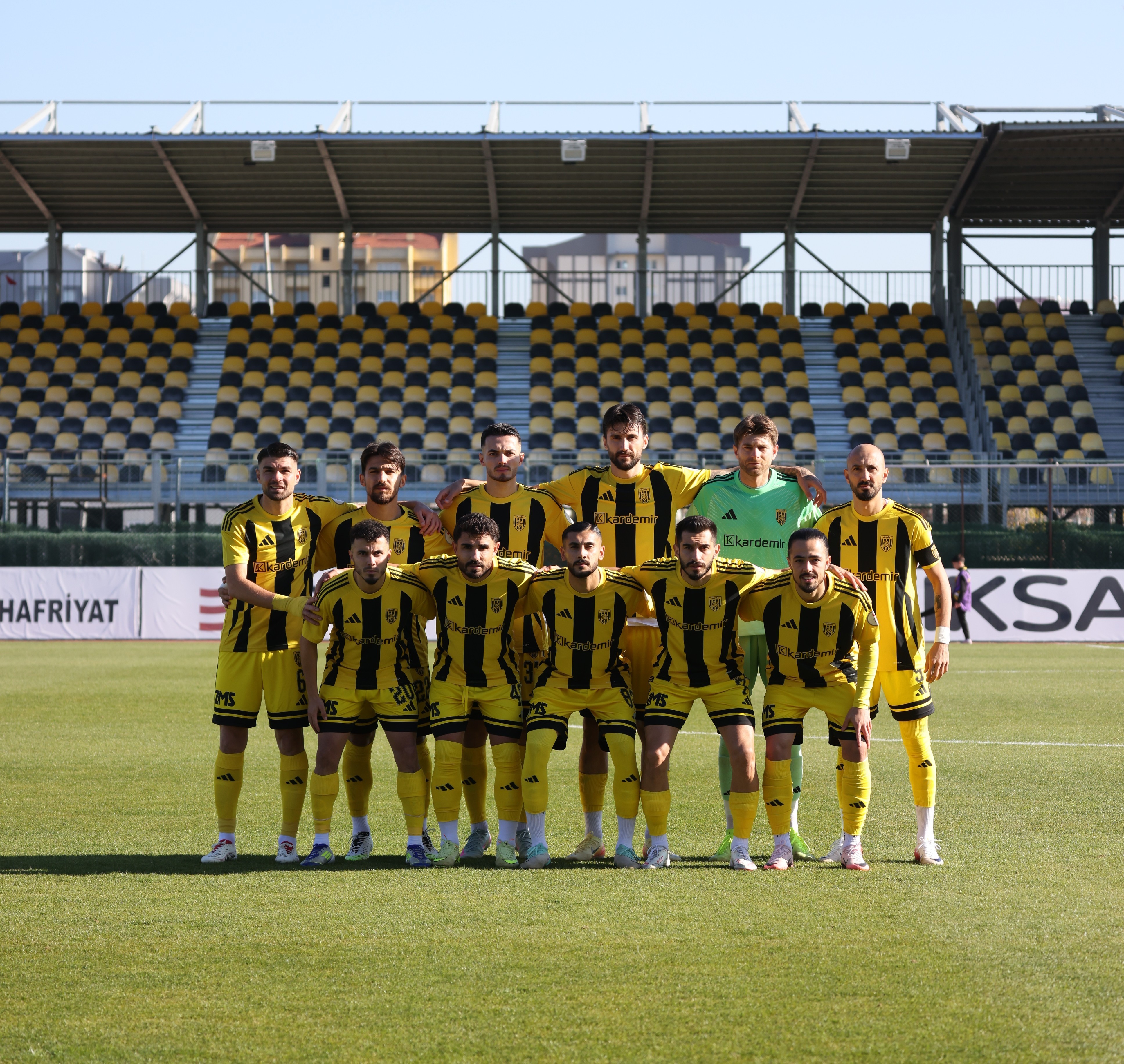 Aliağa Fk Sahasında Aksaray Ile Puanları Paylaştı (5)