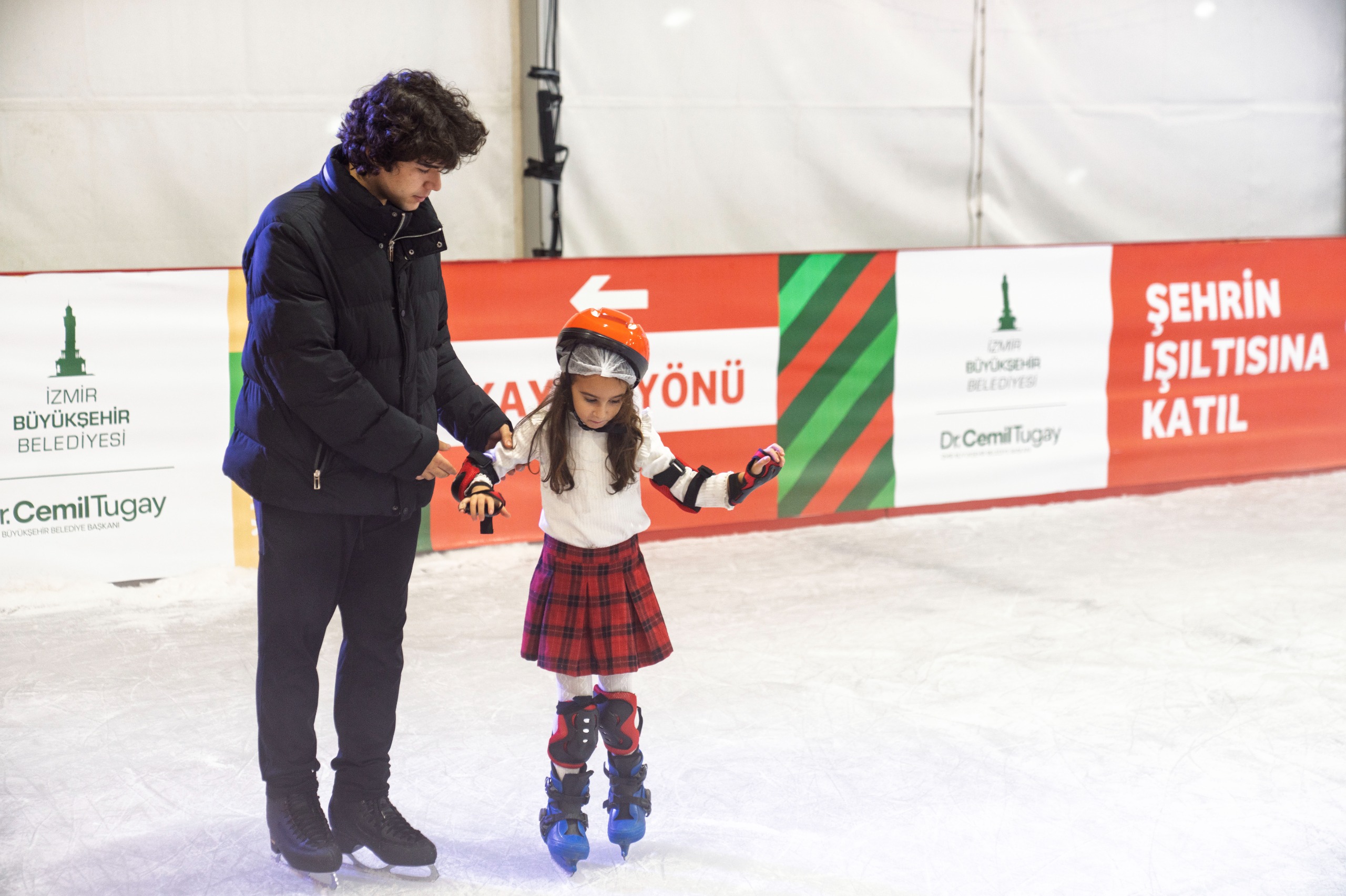 Aralık Ayında İzmir’in En Eğlenceli Adresi Yeni Yıl Festivali (16)
