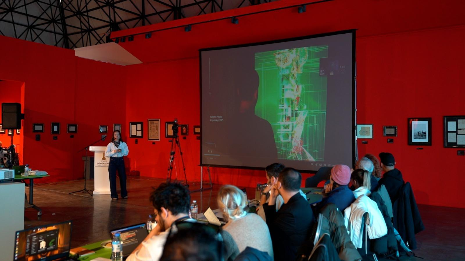 Atlas Pavyon’da Yapay Zeka Ve Dijital Sanat Konuşuldu (8)