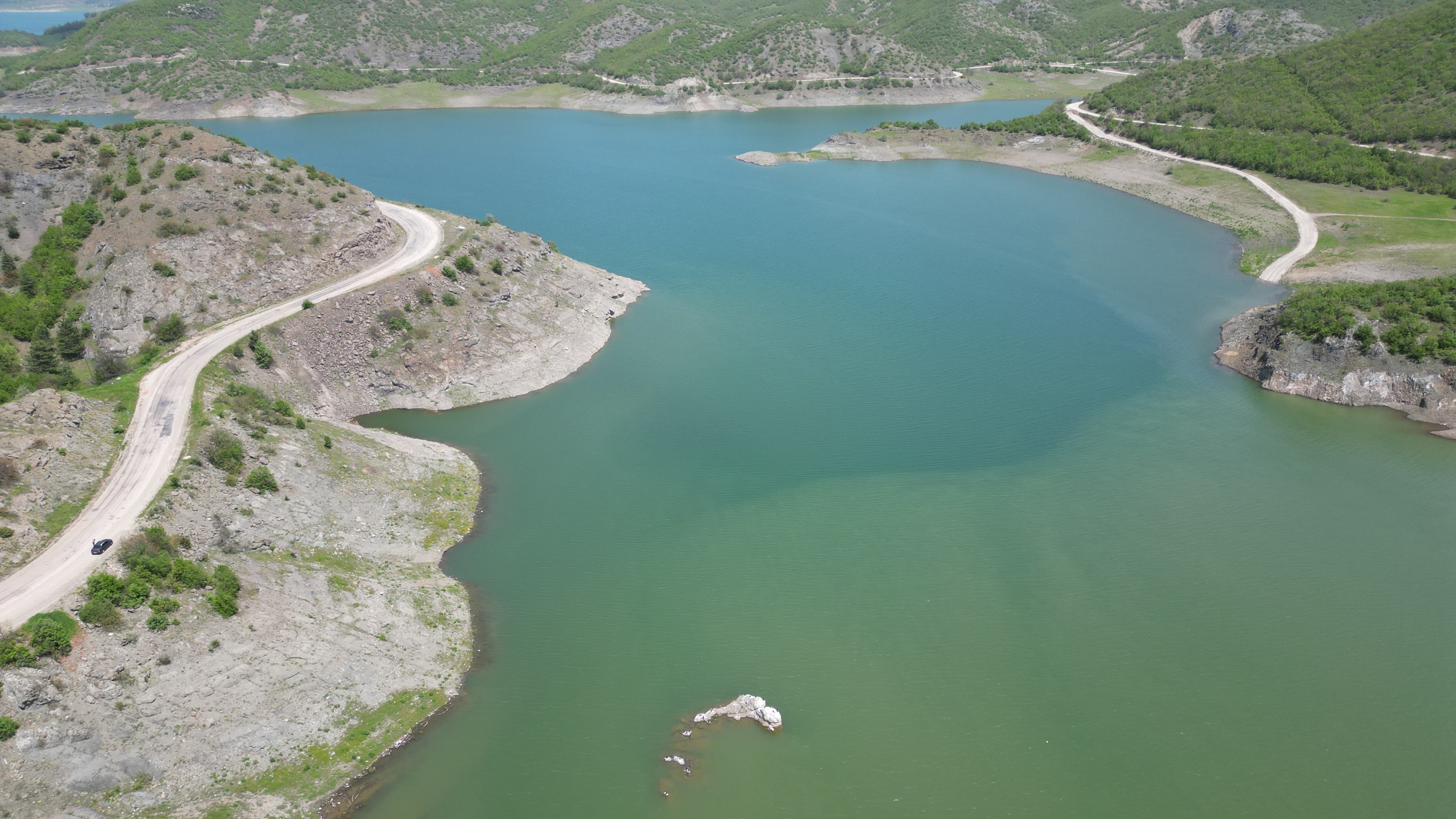 Baraj Suyu Çekilince Açılan Yol Kalıcı Hale Geliyor (3)