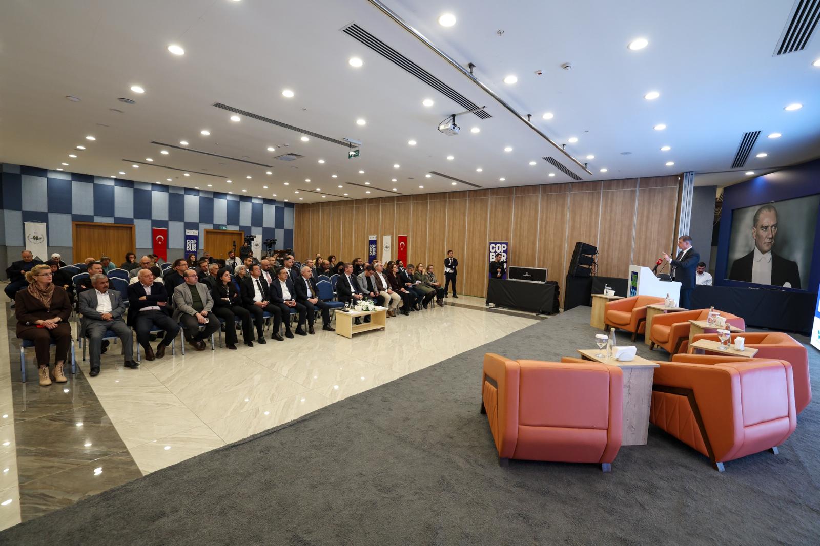 Başkan Tugay Burdur’da Kendi Kendine Yeten Şehirler Artık Bir Gereklilik (4)