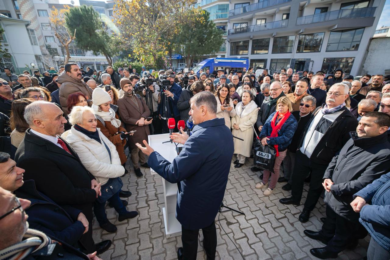 Başkan Tugay Duyurdu İzmar 20 Mağazaya Ulaştı! (15)