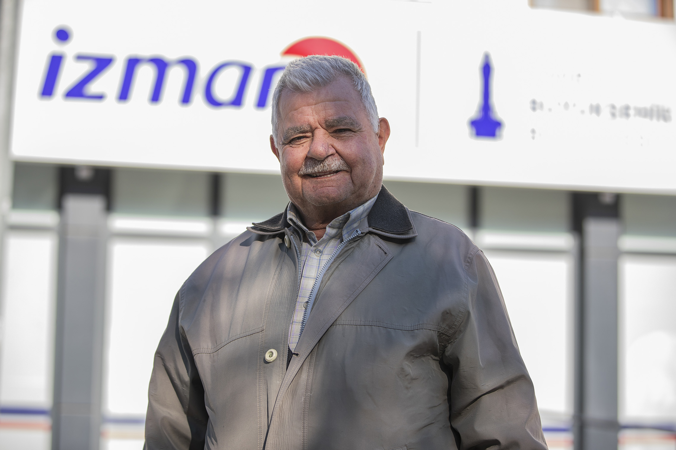 Başkan Tugay Duyurdu İzmar 20 Mağazaya Ulaştı! (6)