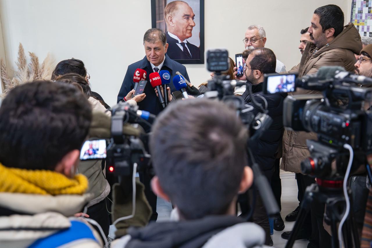 Başkan Tugay Hizmette Ayrım Yok, İzmir’in Tamamına Eşit (1)