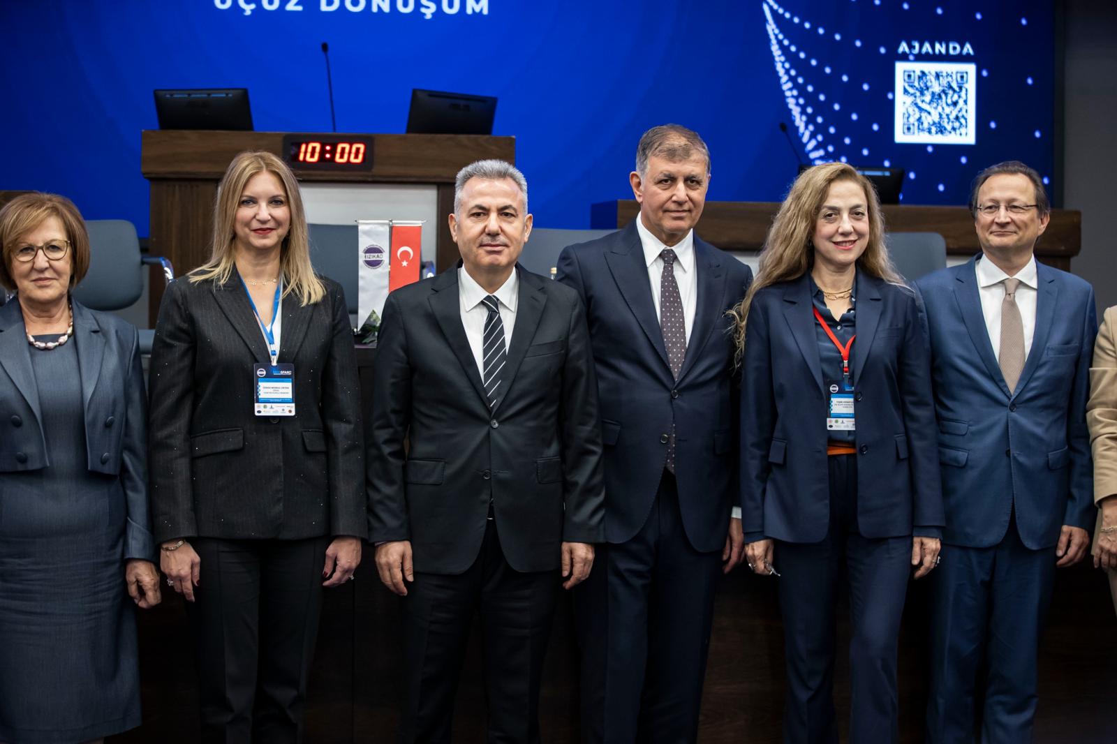 Başkan Tugay 'Kamuda Dönüşüm Olmadan Başarı Mümkün Değil' (2)