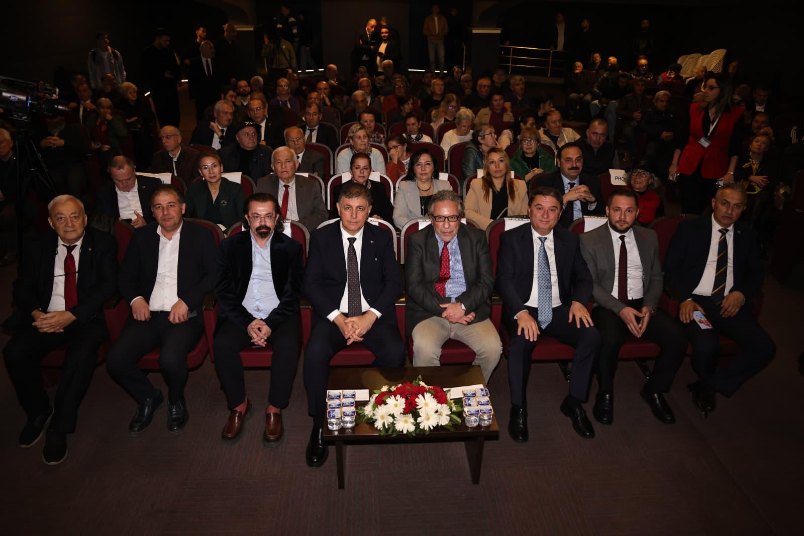 Başkan Tugay Zonguldak'ta 'Sağlıkta Yerel Yönetimlere Daha Çok Yetki Verilmeli' (1)