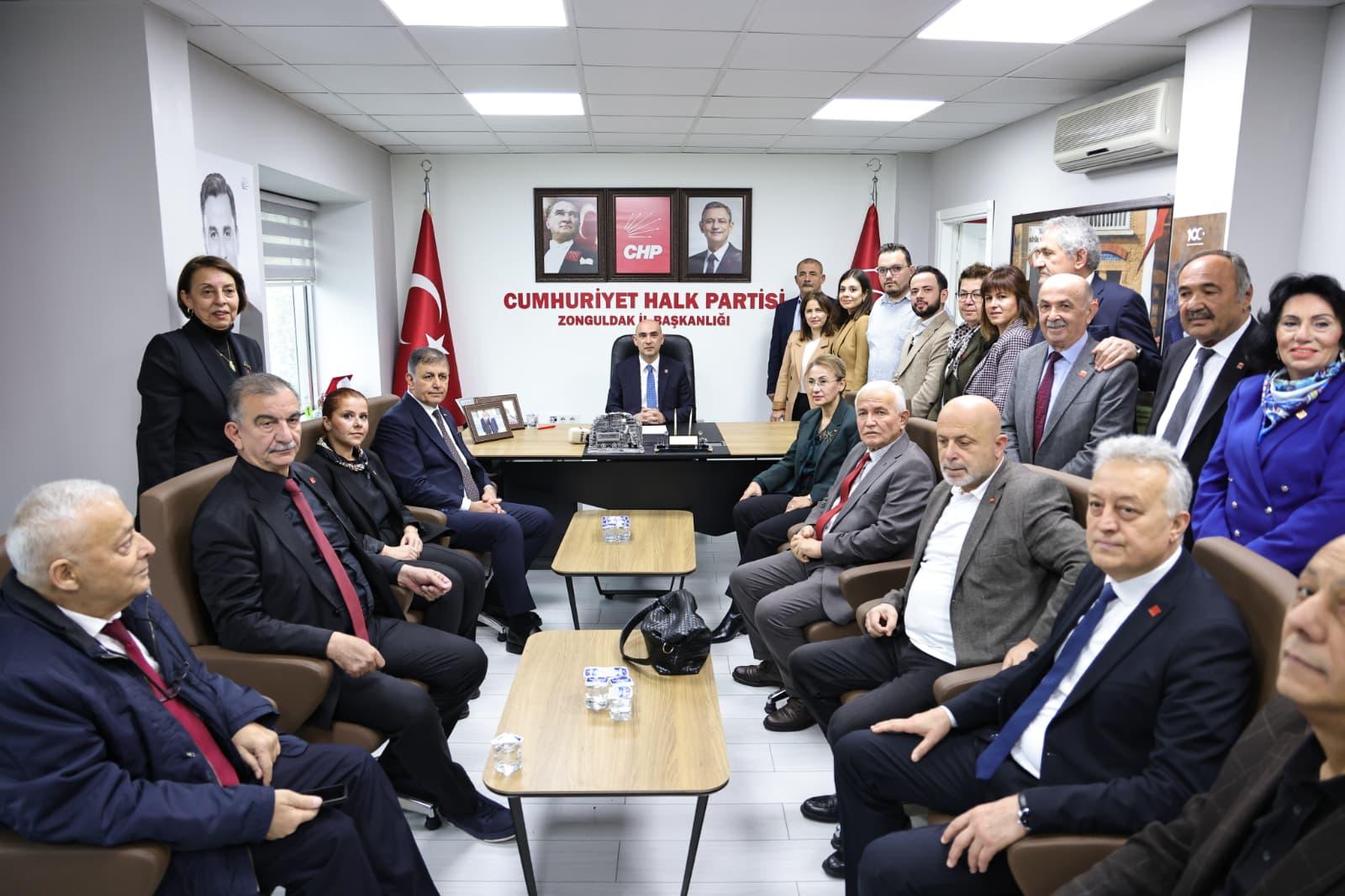 Başkan Tugay Zonguldak'ta 'Sağlıkta Yerel Yönetimlere Daha Çok Yetki Verilmeli' (5)