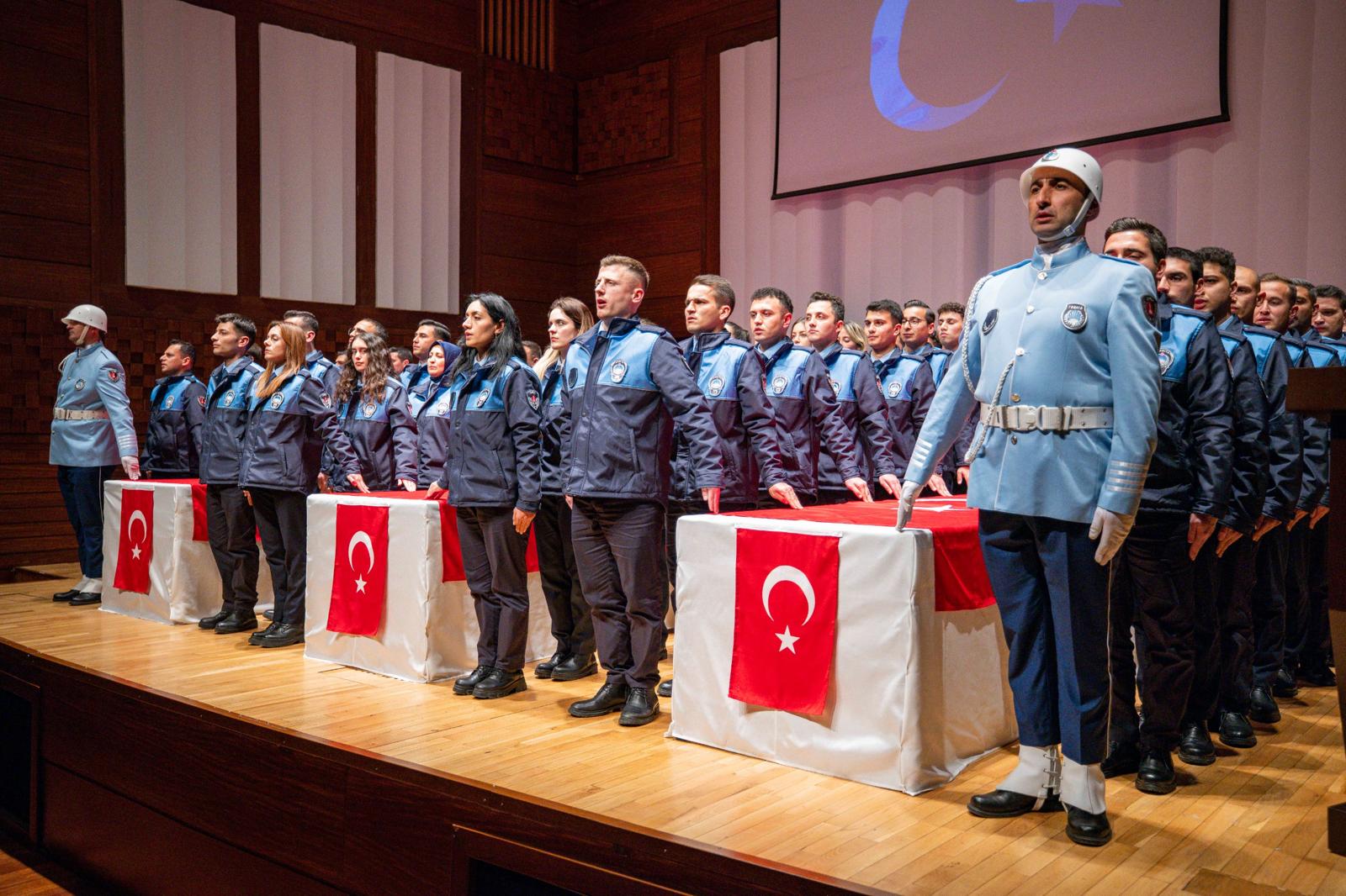 Başkan Tugay’dan Yeni Zabıtalara Net Mesaj Türkiye'ye Örnek Olacak (4)