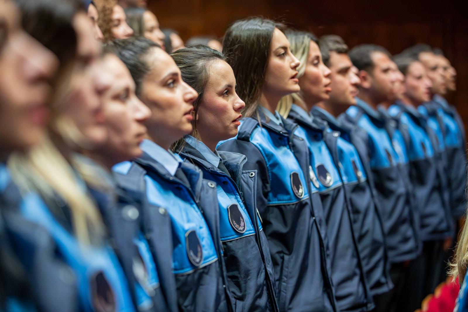 Başkan Tugay’dan Yeni Zabıtalara Net Mesaj Türkiye'ye Örnek Olacak (5)
