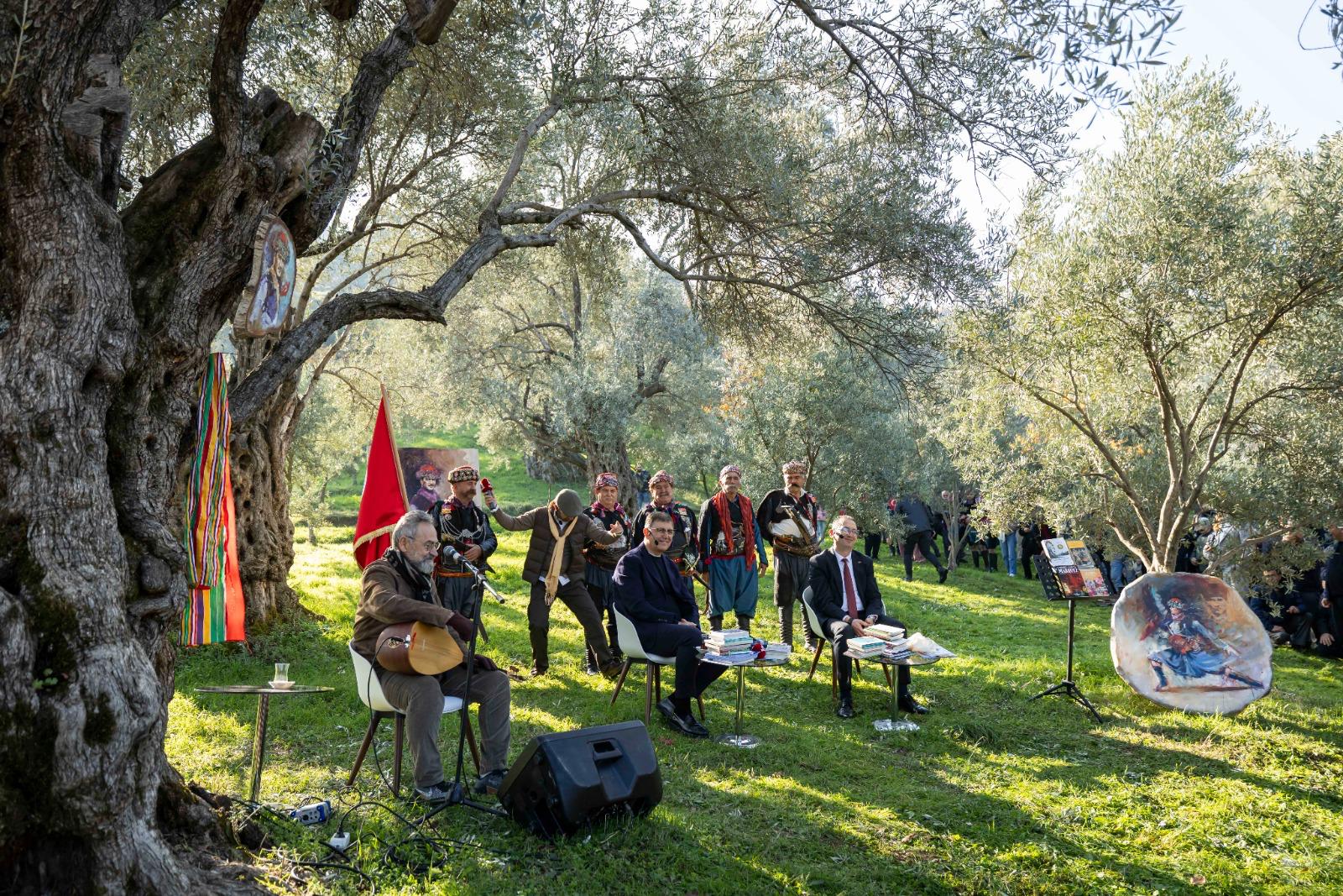 Başkan Tugay’dan Yoğun Bakımdaki Gülşah Durbay’a Şiirli Destek (13)