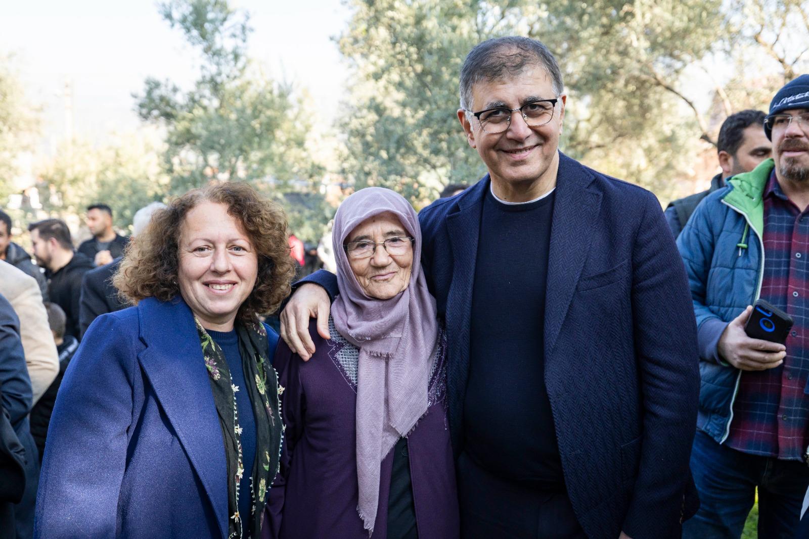 Başkan Tugay’dan Yoğun Bakımdaki Gülşah Durbay’a Şiirli Destek (8)