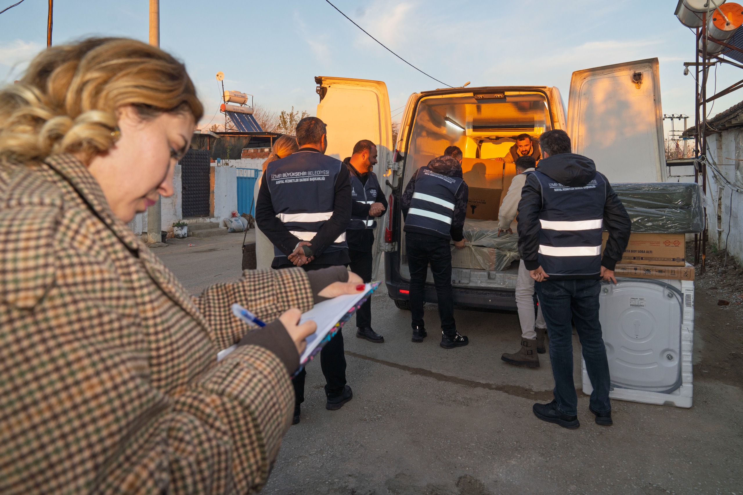 Bayındır Çırpı’daki Dayanışma Merkezi Hayatları Değiştiriyor (10)