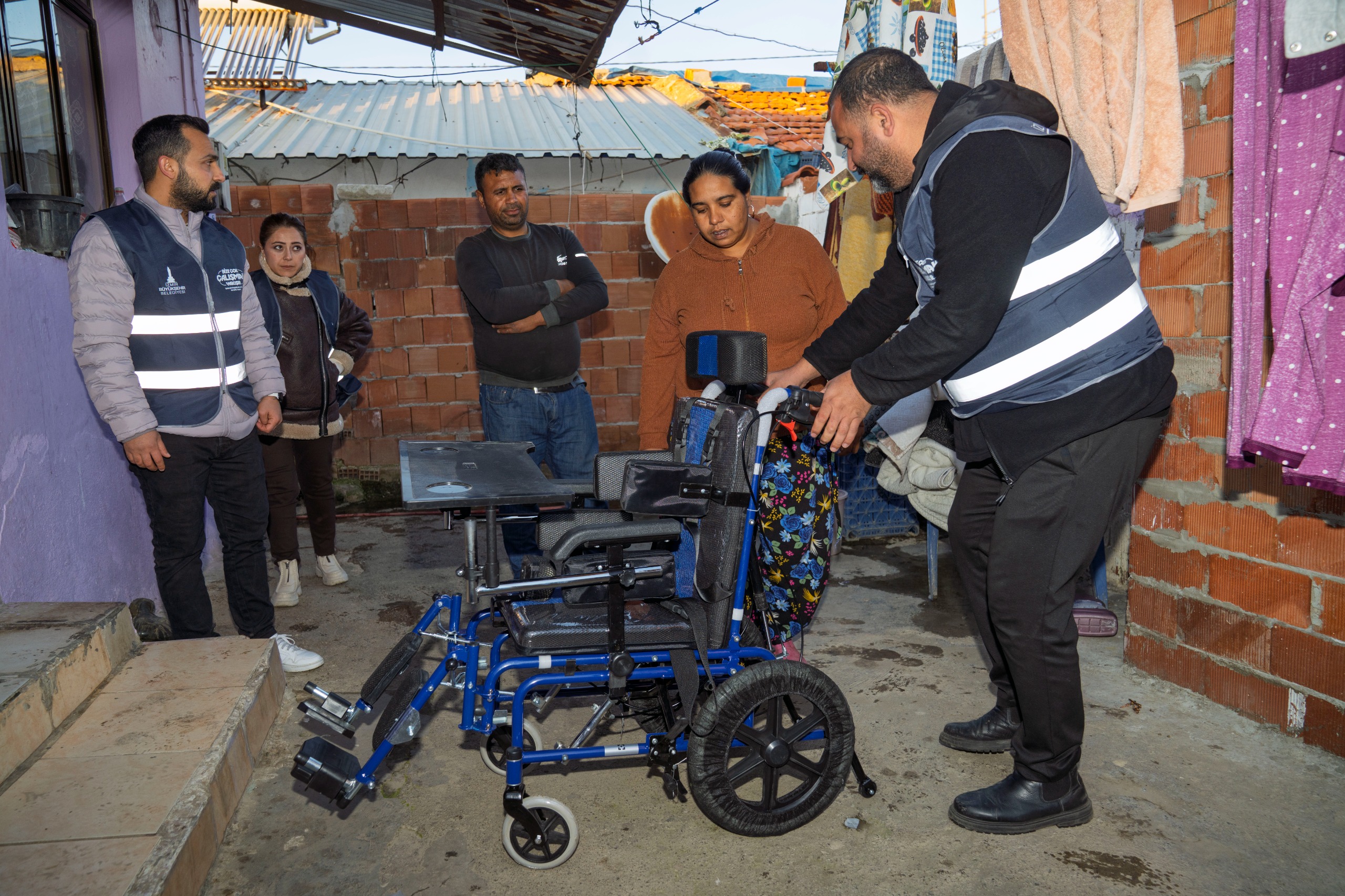 Bayındır Çırpı’daki Dayanışma Merkezi Hayatları Değiştiriyor (2)