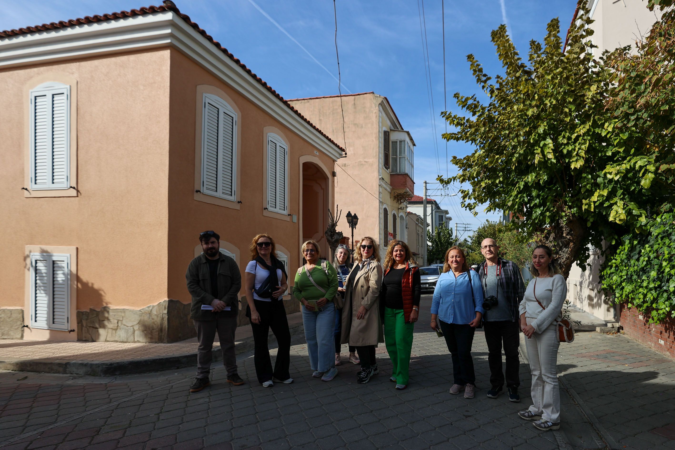 Buca Belediyesi’nin Levantenler Rotası, Geçmişin Izlerini Keşfetmek Isteyen Ziyaretçilerden Yoğun Ilgi Görüyor (3)