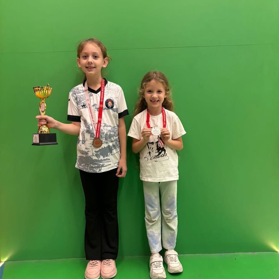 Çeşme Belediyesporlu Minik Satranççılardan Çifte Derece (2)