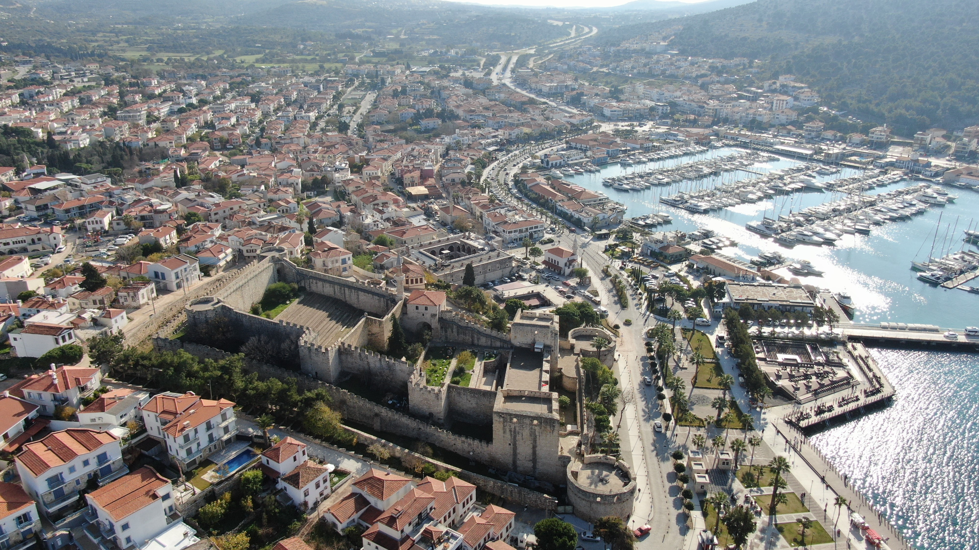 Çeşme’de Yılbaşı Yoğunluğu Doluluk Yüzde 85’E Ulaştı (7)